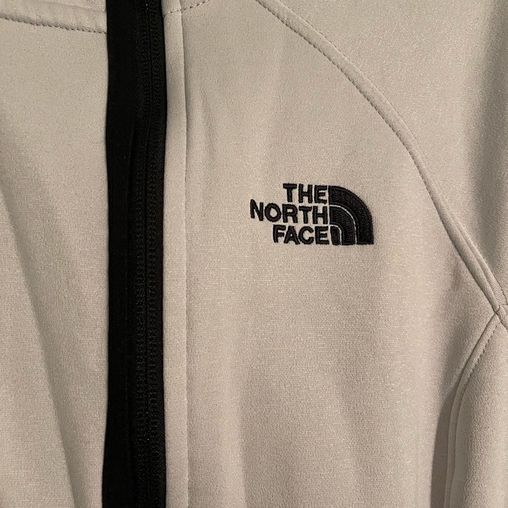 The North Face - Women’s Asymmetrical Zip Up Hoodie - Picture 5 of 7